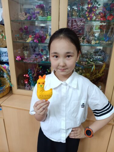 Работа в кружках и студиях.