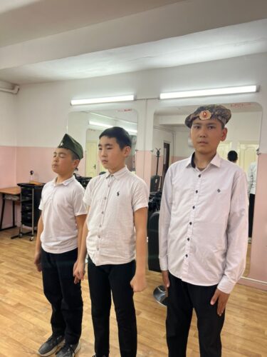 Работа в кружках и студиях.