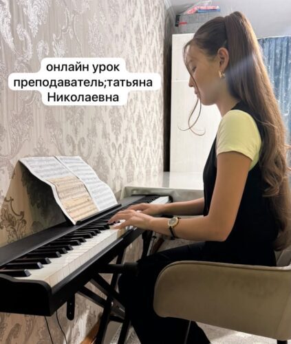 Работа в кружках и студиях.