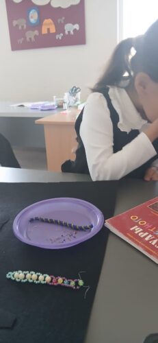 Работа в кружках и студиях.