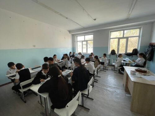 Работа в кружках и студиях.